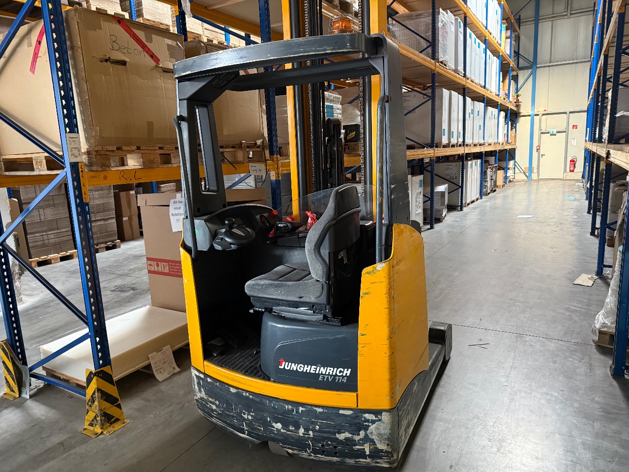 Kattegorie Stapler R3 Ziegler Treuhand | Artikel
