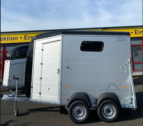 Pferdeanhänger (NEU) - (Böckmann, Portax) - (2.400 kg) - (Startpreis: 9.900,00 EUR)