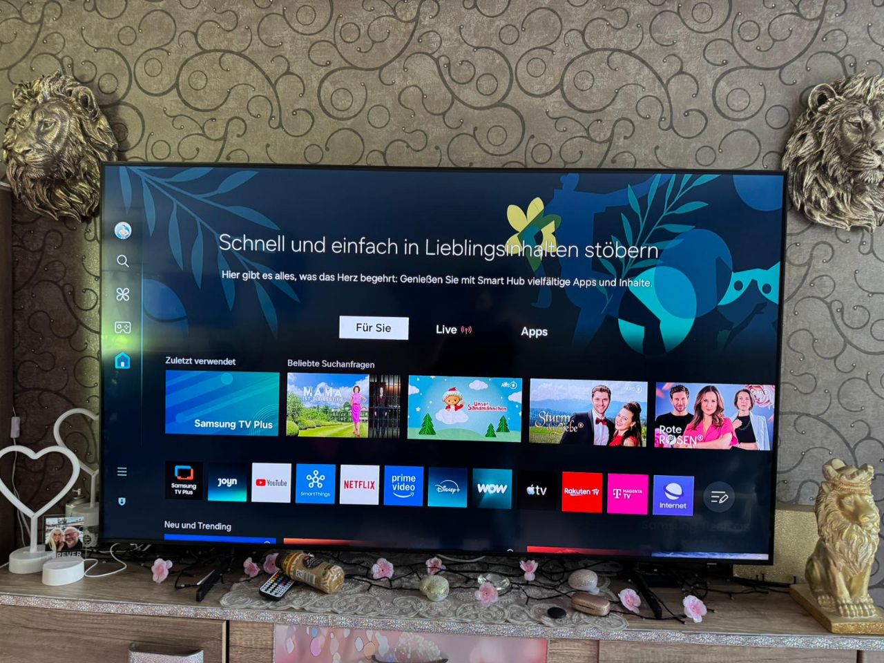 Fernseher (Samsung, AU7100) - (85 Zoll = 214 cm) - (UHD) - (Differenzbesteuerung) - (Startpreis: 150,00 EUR)